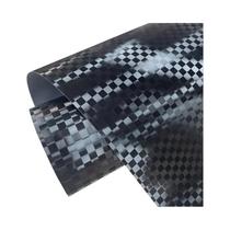 Rolo De Vinil Carbono Xadrez Preto Premium PET Com Liberação De Ar E Adesivo Para Envelopamento Rolo De Vinil Carbono Xadrez Preto Premium PET Com Liberação De Ar E Adesivo Para Envelopamento