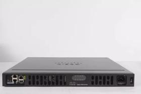 Roteador Cisco 4300 Series Isr4331/k9 Preto 110v/220v RMA