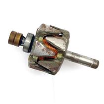 Rotor Alternador Peugeo t 504 505 55A Comprimento 163.00 mm Diâmetro da castanha 83.00 mm Diâmetro do coletor 25.00 mm Tipo da rosca M17 x 1.25 mm Rotor Alternador Peugeo t 504 505 55A Comprimento 163.00 mm Diâmetro da castanha 83.00 mm Diâmetro do coletor 25.00 mm Tipo da rosca M17 x 1.25 mm