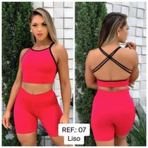 Roupa de academia