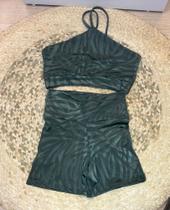 Roupa de academia