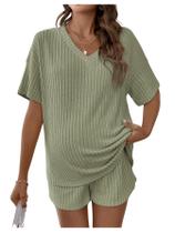 Roupa de maternidade SweatyRocks com decote em V e shorts verdes militares Roupa de maternidade SweatyRocks com decote em V e shorts verdes militares