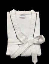 Roupão de Banho Briza Piquê Adulto c/ Viés 100% Algodão Manga Curta (5009) Branco - Tam G Roupão de Banho Briza Piquê Adulto c/ Viés 100% Algodão Manga Curta (5009) Branco - Tam G