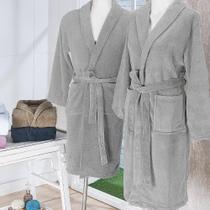 Roupão De Microfibra Fleece Tamanho Xgg - Andreza Cinza Roupão De Microfibra Fleece Tamanho Xgg - Andreza Cinza