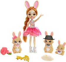 Royal Enchantimals Family Toy Set, Brystal Bunny Doll (6-in/15.2-cm) com 3 Figuras de Coelho e 4 Acessórios, Grande Presente para Crianças de 3 a 8 anos