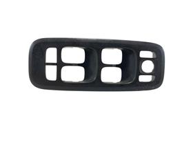 S0183 Moldura Botão Vidro Volvo S60 XC90 Dianteiro Esquerdo 2000 Até 2005 9193383 Original S0183 Moldura Botão Vidro Volvo S60 XC90 Dianteiro Esquerdo 2000 Até 2005 9193383 Original