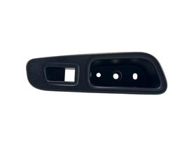 S0240 Moldura Botão Vidro Traseiro Direito Jeep Renegade 2016 Até 2020 B569 Original