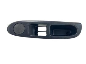S0346 Moldura Botão Vidro Dianteiro Esquerdo Renault Symbol 2009 2010 2011 2012 2013 Original S0346 Moldura Botão Vidro Dianteiro Esquerdo Renault Symbol 2009 2010 2011 2012 2013 Original