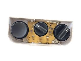 S8398 Painel Comando Ventilação Ar Gm Corsa Maxx Montana 2004 2005 2006 2008 Original 93360350 S8398 Painel Comando Ventilação Ar Gm Corsa Maxx Montana 2004 2005 2006 2008 Original 93360350