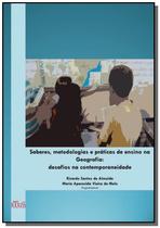 Saberes, metodologias e praticas de ensino na geog - CLUBE DE AUTORES