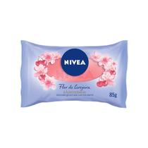 Sabonete Em Barra Nivea Flor De Cerejeira E Óleos Essenciais 85g Sabonete Em Barra Nivea Flor De Cerejeira E Óleos Essenciais 85g
