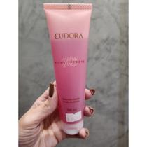 Sabonete Líquido Calda De Banho Niina Secrets Eudora 100ml Sabonete Líquido Calda De Banho Niina Secrets Eudora 100ml