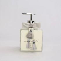 Sabonete Liquido Cubo 350ml Couro e Bergamota Sabonete Liquido Cubo 350ml Couro e Bergamota