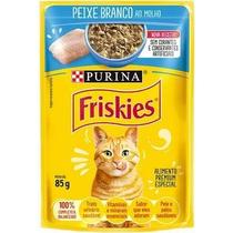 Sachê Friskies para gatos adultos sabor peixe branco ao molho 85g.