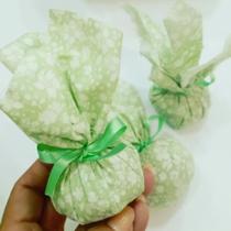 Sache perfumado para roupa, fragracia cha branco. Sache perfumado para roupa, fragracia cha branco.