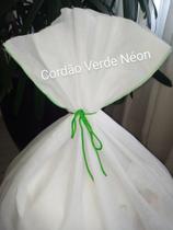 Saco de TNT para festa kit com 20 peças Verde Neon Tam: 0,70 x 1.00 Saco de TNT para festa kit com 20 peças Verde Neon Tam: 0,70 x 1.00
