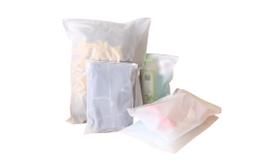 Saco Zip Slider 18x25cm P/ Roupas Transparente Fosco 50 Un Saco Zip Slider 18x25cm P/ Roupas Transparente Fosco 50 Un