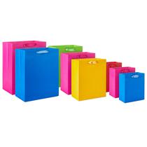 Sacolas de presente Hallmark Sorted 8 sacolas: 3 pequenas 6, 3 médias 9, 2 grandes 13 Sacolas de presente Hallmark Sorted 8 sacolas: 3 pequenas 6, 3 médias 9, 2 grandes 13