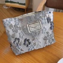 Sacos de higiene pessoal cosméticos mão de senhora bolsa fofa bolsa de cosméticos pequena bolsa de pano bolsa de mão pano de bolha elegante e capaz Sacos de higiene pessoal cosméticos mão de senhora bolsa fofa bolsa de cosméticos pequena bolsa de pano bolsa de mão pano de bolha elegante e capaz