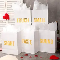 Sacos de presente Kolldenn 5 Senses 21x11x27 cm com papel de seda Sacos de presente Kolldenn 5 Senses 21x11x27 cm com papel de seda