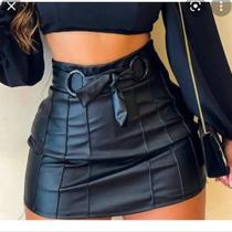 Saia Belíssima veste muito bem com detalhes na cintura