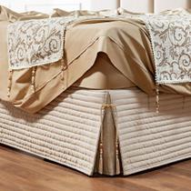 Saia Box King Bruxelas matelassê 100% Poliéster - Bege Saia Box King Bruxelas matelassê 100% Poliéster - Bege