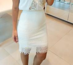 Saia Branca tamanho M Saia Branca tamanho M