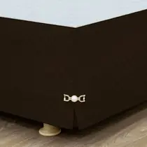 Saia cama Box bau Casal Matelada Com Pingente Saia cama Box bau Casal Matelada Com Pingente