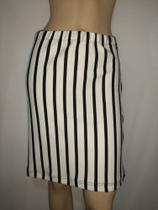 Saia de malha listrada