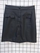 Saia de material sintético Saia de material sintético