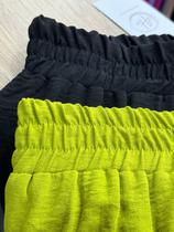 Saia em crepe com camadas Saia em crepe com camadas