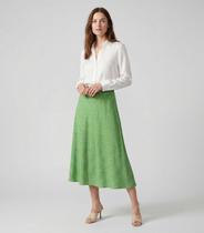 Saia Midi Com Recorte Nas Costas Infinita Cor Verde Saia Midi Com Recorte Nas Costas Infinita Cor Verde