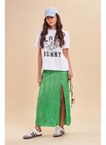 Saia Midi Plissada com Fenda Elegante e Versátil
