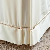Saia para Cama Casal 180 Fios Ponto Palito Linha Classic Juma - Palha Saia para Cama Casal 180 Fios Ponto Palito Linha Classic Juma - Palha