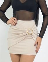Saia Suplex Curta Feminina Drapeada Transpassada Fivela Dourada Orgânica Fashion Gringa Sensual Saia Suplex Curta Feminina Drapeada Transpassada Fivela Dourada Orgânica Fashion Gringa Sensual
