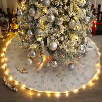 Saia Tapete Base Decorativa 90cm p/ Árvore de Natal Veludo Natalino Aveludado Branco p/ Chão Enfeite Decoração Natalina c/ Brilho