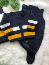Saída de maternidade de menino listrada em tricot 3 peças