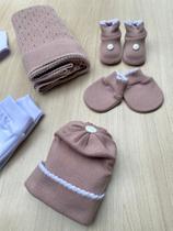 Saída de maternidade em tricot Sanches Baby 7 peças completa