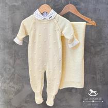 Saída de Maternidade Tricot: Macacão c/ Body + Manta Saída de Maternidade Tricot: Macacão c/ Body + Manta