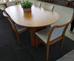 Sala de Jantar Tampo Oval 6 Cadeiras Itália Requinte Salas