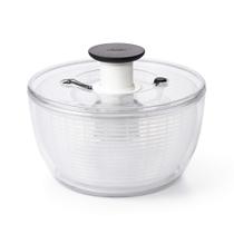 Salad Spinner OXO com capacidade de 4,7 L de plástico sem BPA Salad Spinner OXO com capacidade de 4,7 L de plástico sem BPA