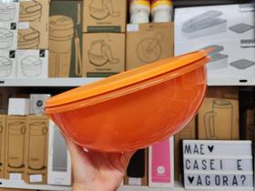 Saladeira Tupperware 6,5 Litros Moranga - Ideal para Servir Saladeira Tupperware 6,5 Litros Moranga - Ideal para Servir