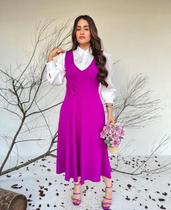 Salopete Feminina Max Mídi Elegante Com Detalhe Flor Salopete Feminina Max Mídi Elegante Com Detalhe Flor