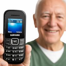 Samsung B110e Celular com Som Alto e Teclas Grandes para Idosos
