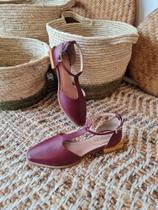 Sandalha fechada Versus Sandalha fechada Versus