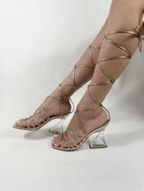 Sandalia Amarril salto piramide