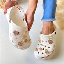 Sandalia Babuche Feminina Plataforma Com Pingentes Ortopédica Casual 999 Sandalia Babuche Feminina Plataforma Com Pingentes Ortopédica Casual 999