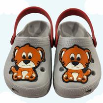 Sandália Babuche Menino Enfeite de Tigre Conforto e Diversão em Cada Passo Sandália Babuche Menino Enfeite de Tigre Conforto e Diversão em Cada Passo