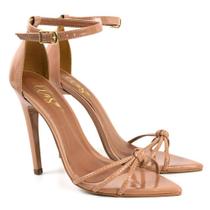 Sandália Bico Folha Salto Alto Verniz Nude Ella's