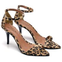 Sandália Bico Folha Salto Médio Tiras Finas Pelo Onça Ella's Sandália Bico Folha Salto Médio Tiras Finas Pelo Onça Ella's